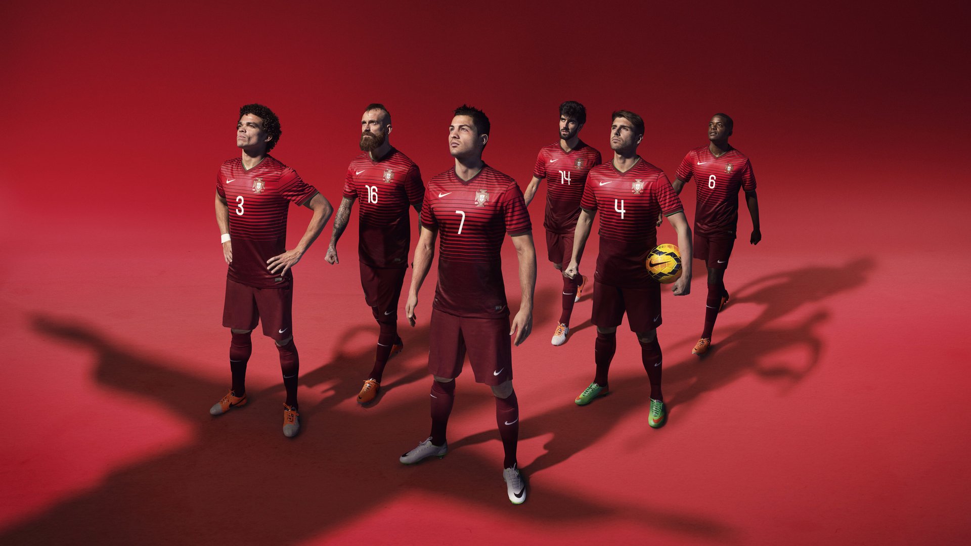 特色青训基地引入国际优秀教练，打造高水平人才培养体系，青训学校